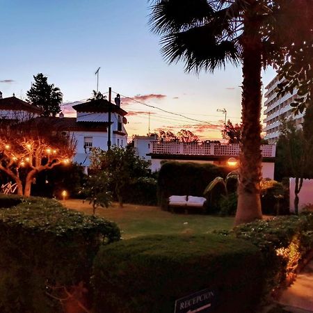 Hostal Boutique Los Geranios Del Pinar Торемолинос Екстериор снимка
